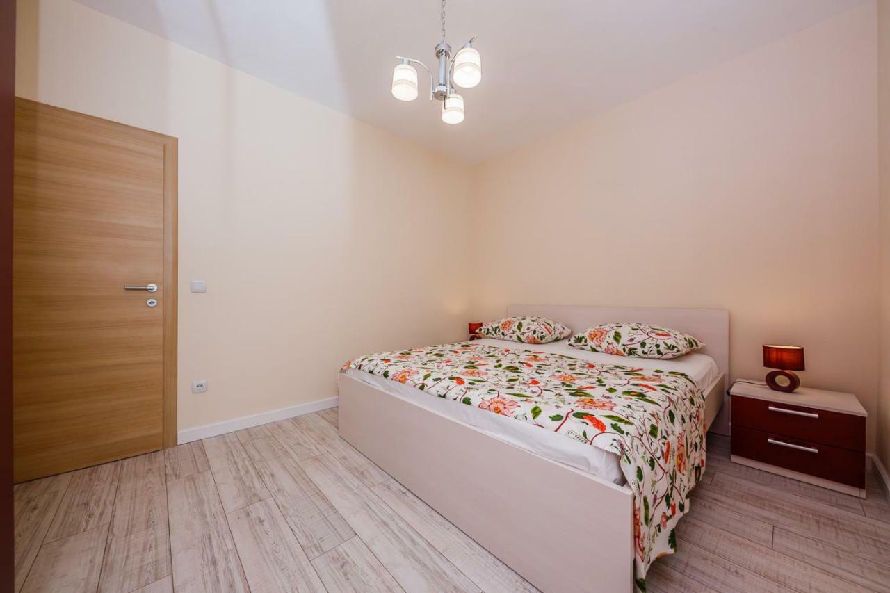 Apartman Markulin Trogir Exterior foto