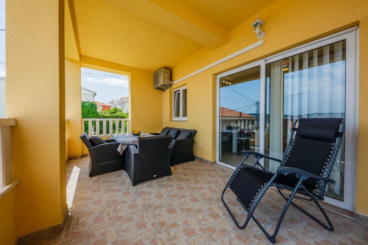 Apartman Markulin Trogir Exterior foto