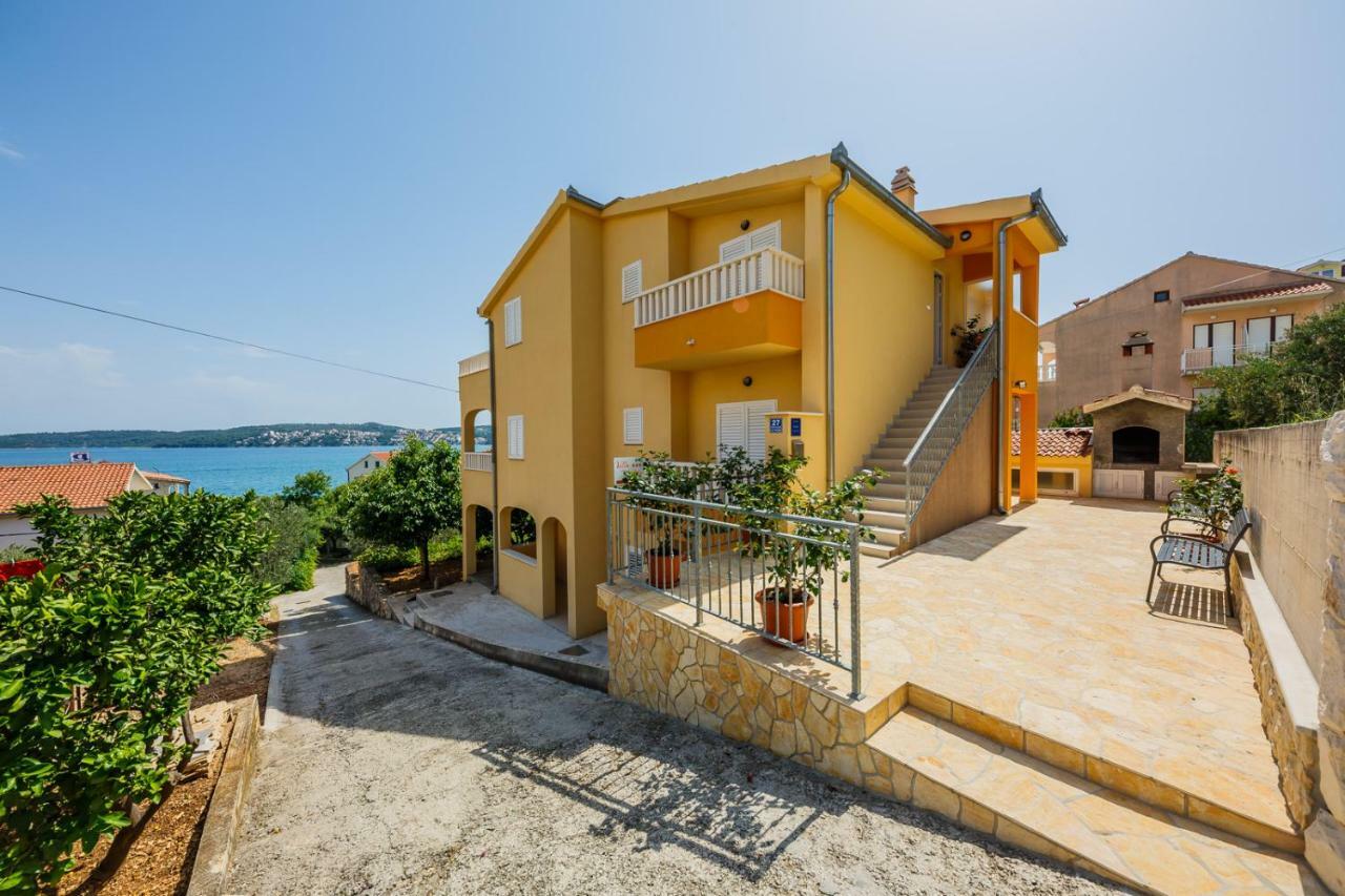 Apartman Markulin Trogir Exterior foto
